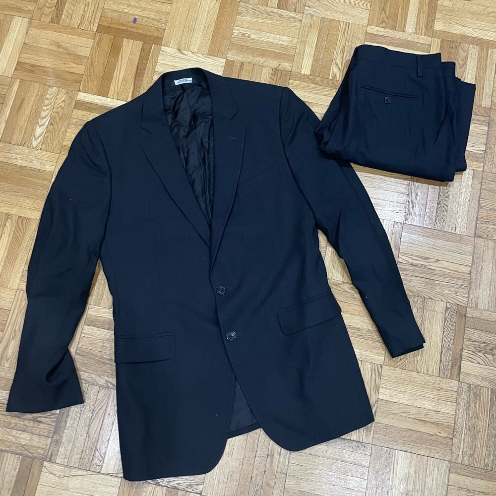 Mens Dolce and Gabbana suit size 48